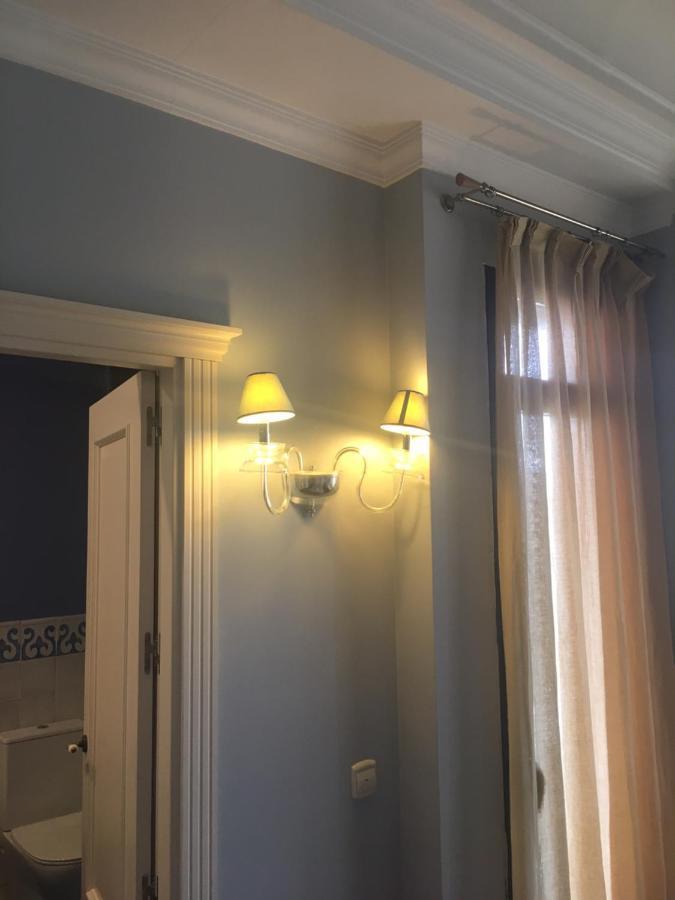 فندق لاس روزاس دي مدريدفي  Mansion Marsil المظهر الخارجي الصورة